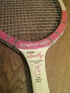 VINTAGE Sidney Llewellyn  tennis racket
