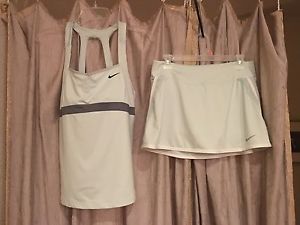 NIKE Dri Fit Tennis Outfit L Light Blue
