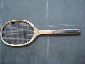 Jefferies & Co. London 1915 Wooden Tennis Racquet Gold Medal Ruby Model NICE!