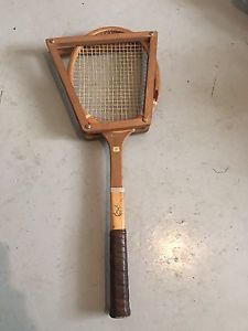 ANTIQUE WRIGHT & DITSON "LONGWOOD" Solid WOOD TENNIS RACKET