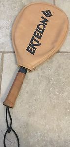 EKTELON Marathon Graphite Racquet w/Zipper Cover & Wrist Strap
