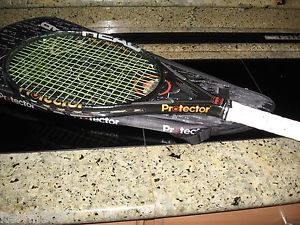 HEAD PROTECTOR OVERSIZE MODEL TENNIS RACKET WITH COVER - GREAT CONDITION