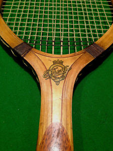 VINTAGE RHODE ISLAND  E. KENT DUCHESS BULBOUS HANDLE WOOD TENNIS RACKET RACQUET