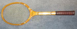 VINTAGE HARRY C LEE &  CO NEW YORK WOOD TENNIS RACKET 