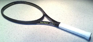 VOLKL V1 Hotspot  (Power Frame)  4 1/2 Grip  (Like New)