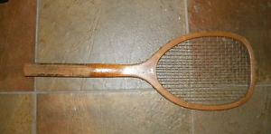 CA 1910 EXCELLENT FLAT TOP DRAPER & MAYNARD TENNIS RACKET+ SLAZENGER LAWN RACKET