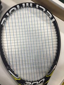 New Tecnifibre TFlash 300 VDS Tour Prepared tennis racquet. Bonus Strings. 4 1/2