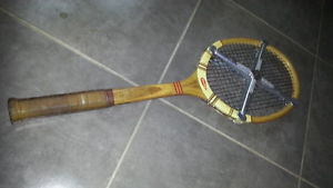 VINTAGE MAXPLY DUNLOP FORT OLD SORTING DWOOD TENNIS RACKET ENGLAND RACQUET