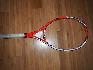 Excellent condition Yonex vCore si 105 4 1/4 tennis racquet
