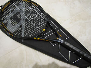 VOLKL ORGANIX 3 OVERSIZE RACQUET (4 1/4) NEW STRINGS. DEMO FRAME!!