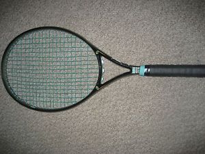 Mitt Wide Rocker System Tennis Racquet
