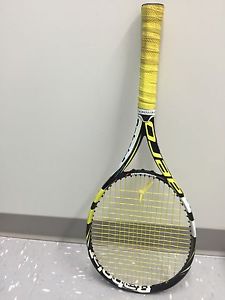 Babolat Aeropro Drive Strung With Babolat Hurricane With 53/55 Lbs with Case