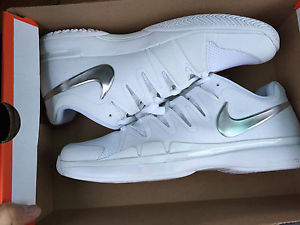 Nike Mens Zoom Vapor 9.5 Tour Safari QS metallic white federer size 10/ eur 44