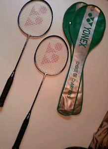 TWO YONEX BADMINTON RACQUETS B-560 DF WITH CASES EXCELLENT LIGHTWEIGHT STRONG