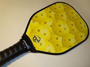 SUPER NEW  AERO-DYNAMIC PICKLEBALL PADDLE YELLOW BALLS T200 Light Strong