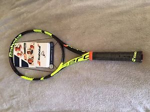 tennis raquet