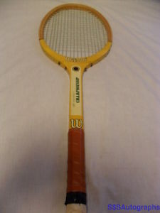 VINTAGE 1970s BILLIE JEAN KING WILSON CHAMPIONSHIP MODEL WOODEN TENNIS RACQUET