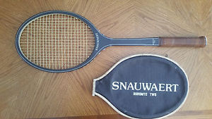 Snauwaert  Boronite Two Wood Racket/Raquet Composite 4 1/2