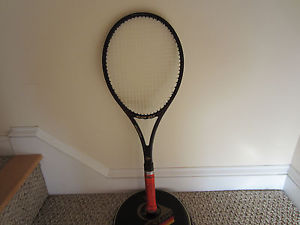 Dunlop Black Max Mid-Size Graphite Composite Tennis Racket with Cover Grip 4 1/4