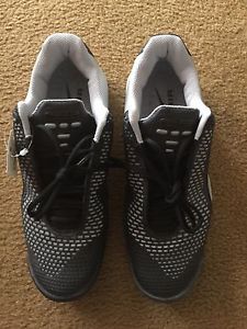 Brand New w Tags Nike Zoom Air Mens Tennis Shoes 12.5