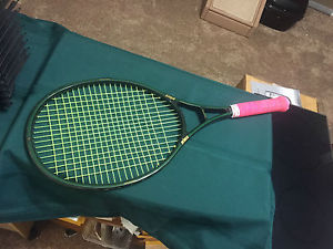 One Vintage Prince Graphite Series 110 Tennis Racquet 4-3/8 yellow strings XUC