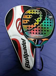 Pala de Padel BULPADELL IRIS  Usada