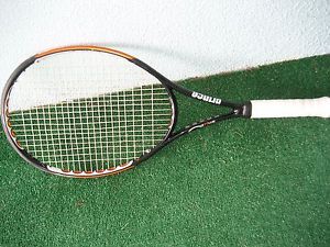 Prince Ozone Pro Tour mid-plus  4 1/2 grip  (18x20)   Excellent!