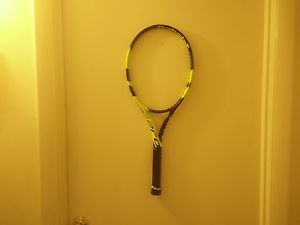2016 Babolat Pure Aero Size 4 1/4 + Free String R.P.M Blast 16g Black