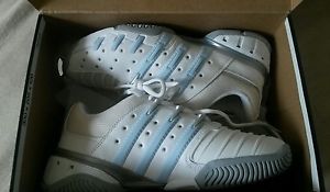 Brand New with box Adidas Tennis Barricade IV W size 8 us