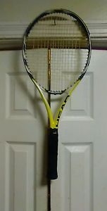 Head Extreme Pro Mid Plus  Tennis Racquet . please read