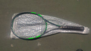 Babolat Pure Strike Wimbldon 16x19 size 4 1/4 Babolat Rpm Blast string