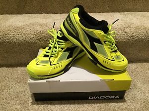 Diadora Men's Tennis Shoe Speed Pro size 7