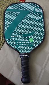 New Onix Sports Composite Z5 Widebody 8.6 oz Pickleball Paddle - Green Z-5