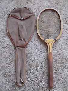 ANTIQUE HARVARD WOOD TENNIS RACKET WITH ORIGINAL RACKET COVER