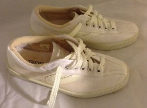 Women's Tretorn White Nylite Canvas Tennis Shoes Sneakers 5.5 M Vintage