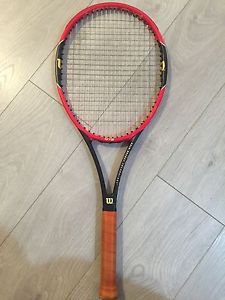 Wilson Pro Staff 97S Tennis Racquet Grip 4 1/4 size 2  in excellent condition