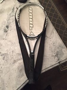 Dunlop 4 Hundred Tennis Racquet (hotmelt 400g)