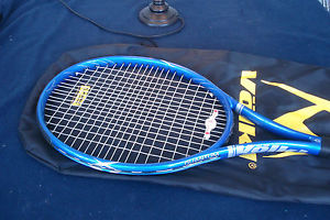 VOLKL QUANTUM SCORCHER TENNIS RACQUET 4 1/4 