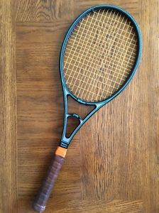 Vintage Wilson Sting Midsize Graphite Tennis Racquet - Great Condition