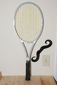Wilson Pro Avenger Mid 93 Graphite Tennis Racket/Racquet -4 5/8