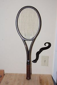 Head XRC Fiberglass Tennis Racket Paint is very Nice Very Visible and Bright
