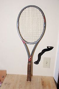 Wilson Aggressor Mid Size PWS Graphite Composite Tennis Racket/Racquet 4 3/8