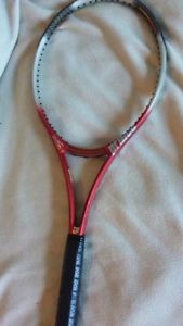 Tennis raquet