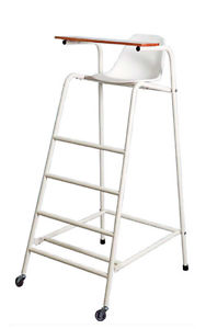 Chaise d'arbitre compétition