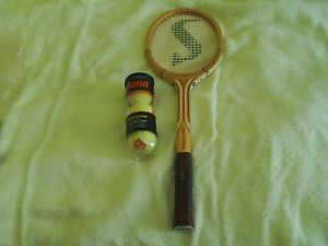 VINTAGE 1970s JOHN ALEXANDER SPALDING IMPACT 993 WOODEN TENNIS RACQUET RACKET