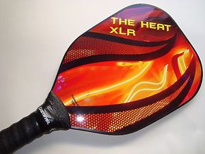 SUPER SOLID PICKLEBALL PADDLE "THE HEAT" XLR NO DEAD SPOTS HITS WELL ON EDGE