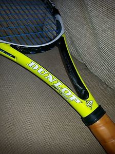 Dunlop 5 Hundred Tour Tennis racquet