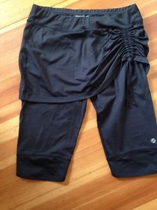 Lija Skirt W/ Capri Leggings Sz M ~Super Cute~ Yoga Sportswear