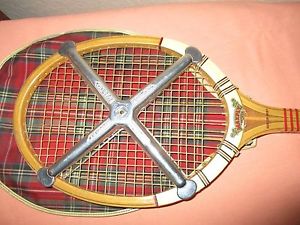 Vintage Dunlop Maxply Fort Tennis Racquet 4 1/2 Light 