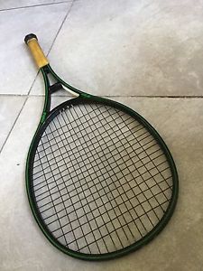 PRINCE GRAPHITE SERIES 110 OS TENNIS RACQUET 4 3/8 Single Green Stripe
